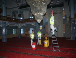 Bulutlar dua alıyor